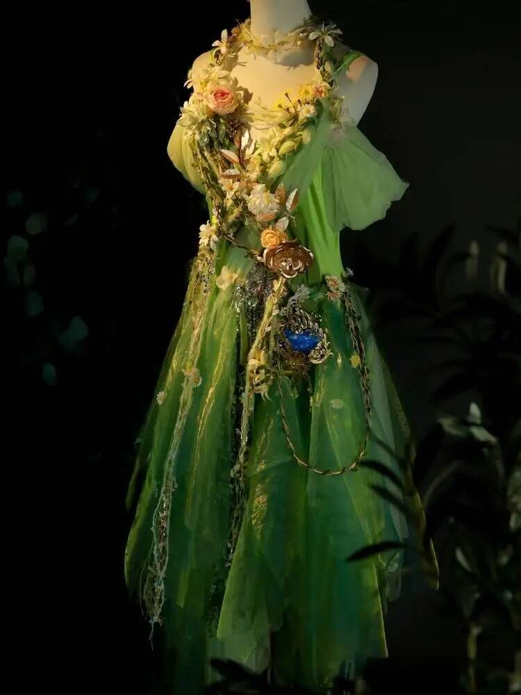 Photography Awards - Green Spring Fairy Photo Outfit Travel