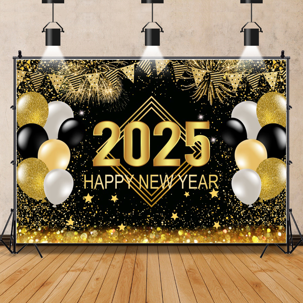 Happy New Year 2025 Photograph - Photography Of The Year 2025 recensione e prezzo