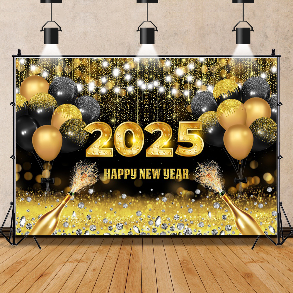 Happy New Year 2025 Photograph - Photography Of The Year 2025 recensione e prezzo